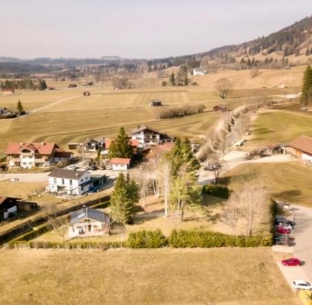 Ferienhaus Veronika Mit 2000Qm Garten Und Bergblick Unterammergau Exterior foto